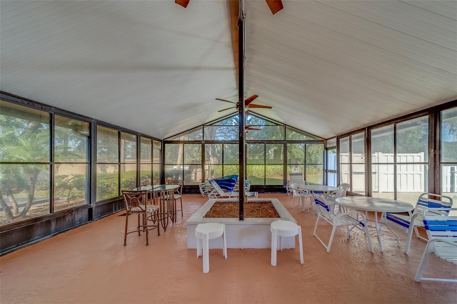 3135 CHARTER CLUB DR #G, TARPON SPRINGS, FL, 34688