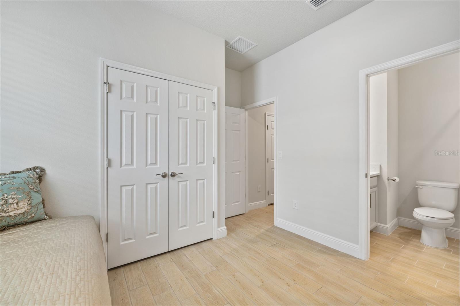 6032 MILESTONE DR, APOLLO BEACH, FL, 33572