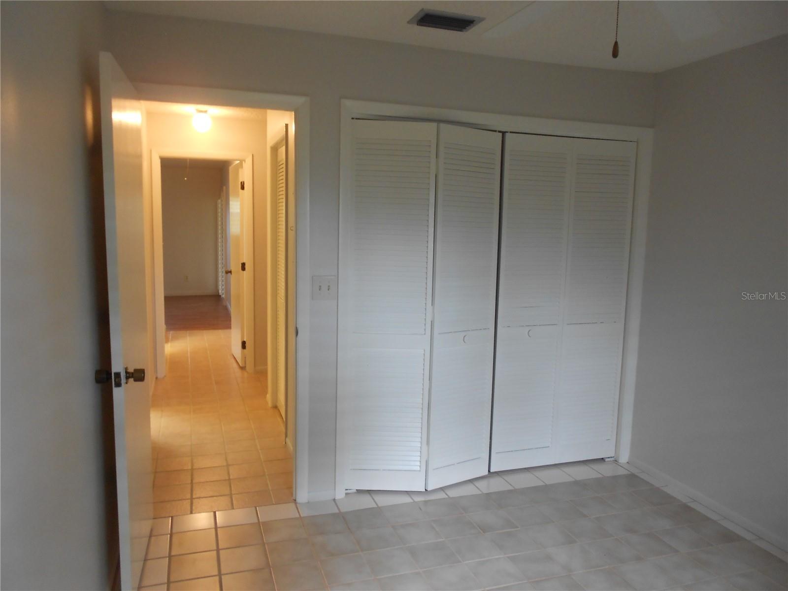 540 HICKORYNUT AVE, OLDSMAR, FL, 34677