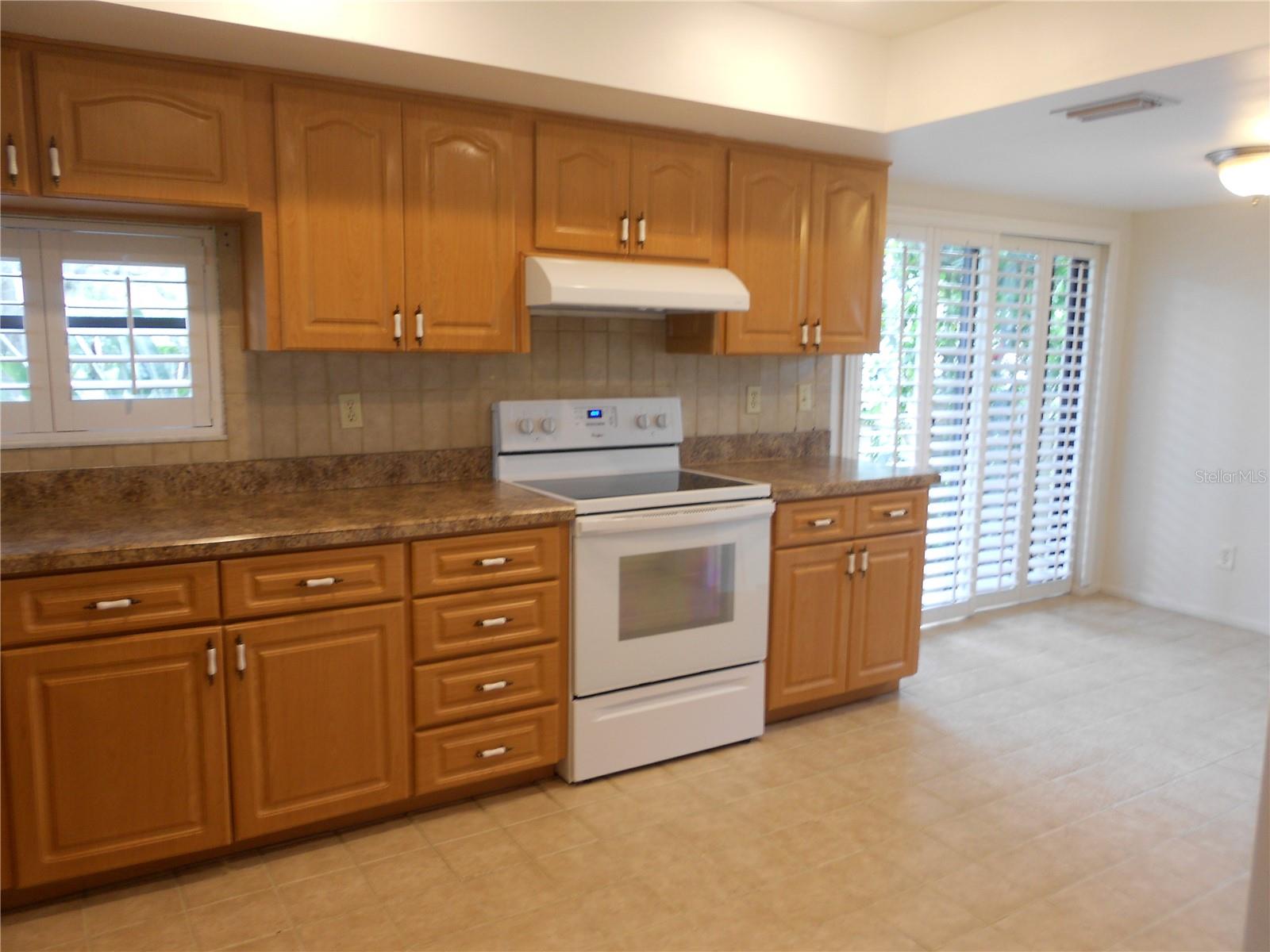 540 HICKORYNUT AVE, OLDSMAR, FL, 34677