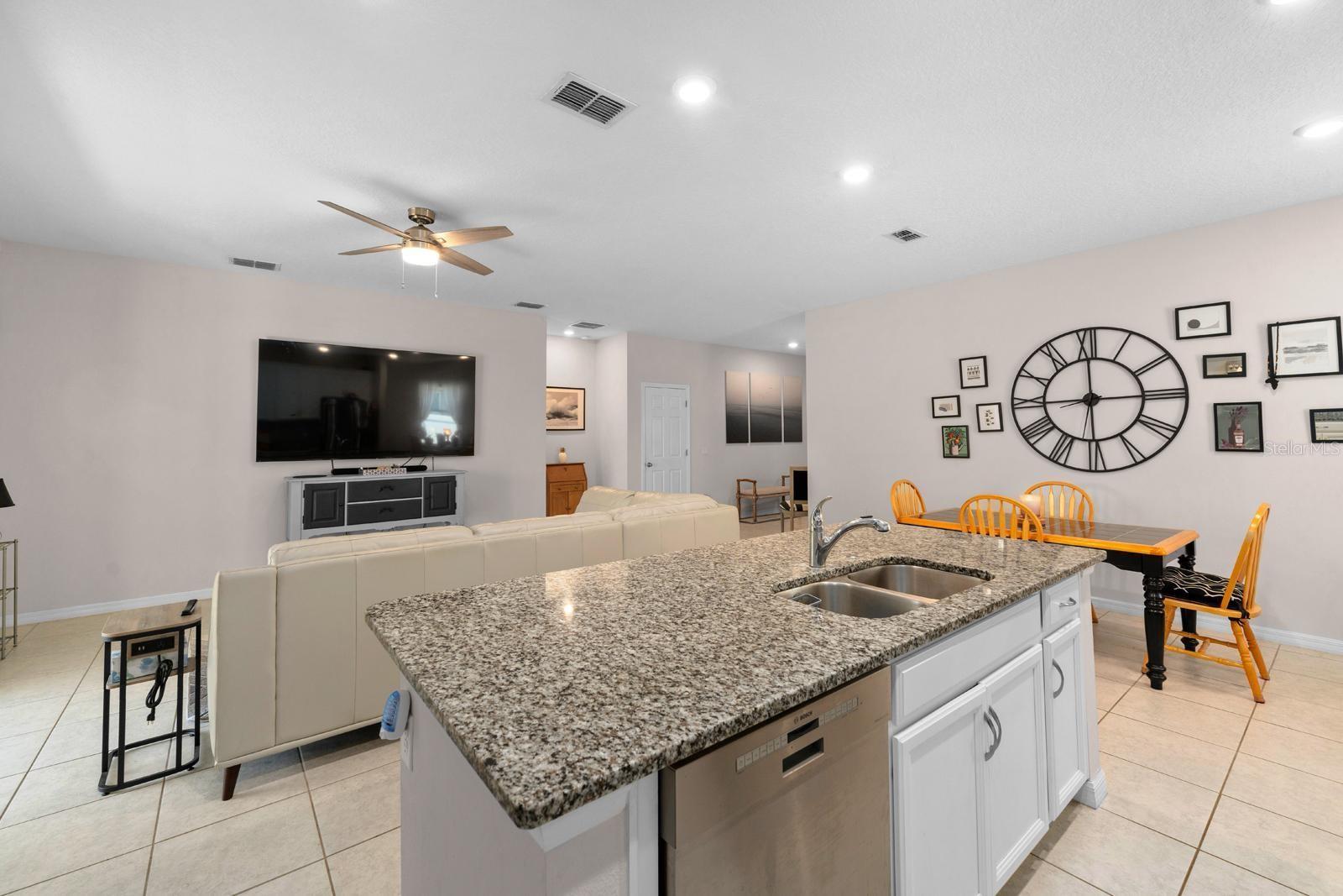 32648 COLDWATER CREEK LOOP, WESLEY CHAPEL, FL, 33545