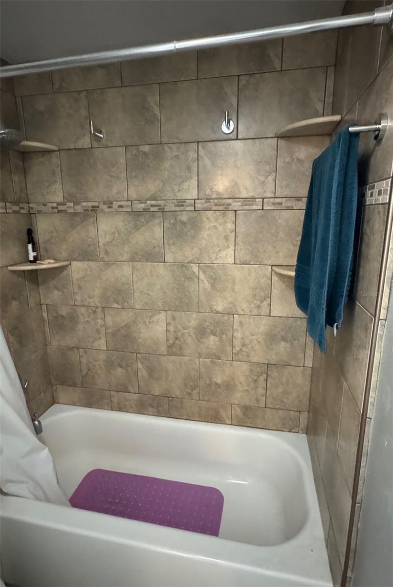 9172 SW 52ND RD #F201, GAINESVILLE, FL, 32608