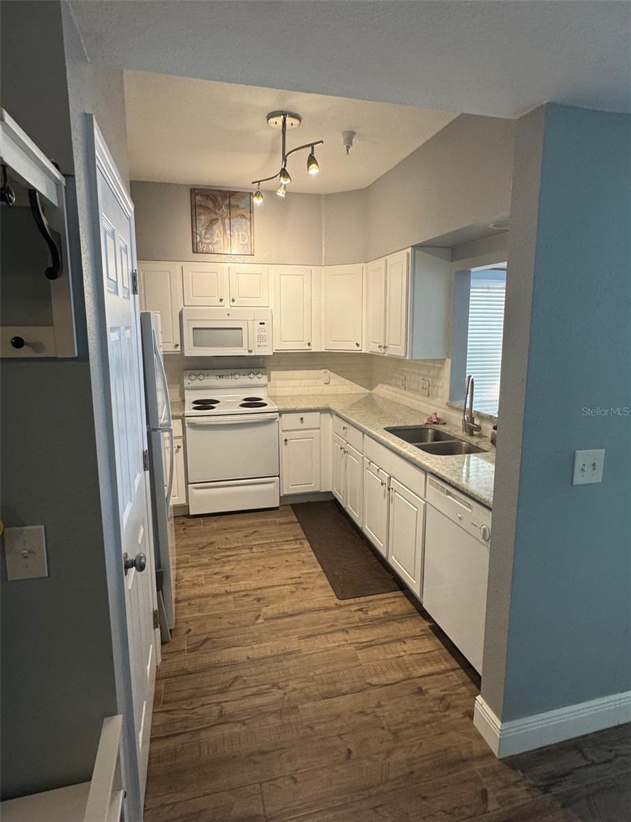 9172 SW 52ND RD #F201, GAINESVILLE, FL, 32608