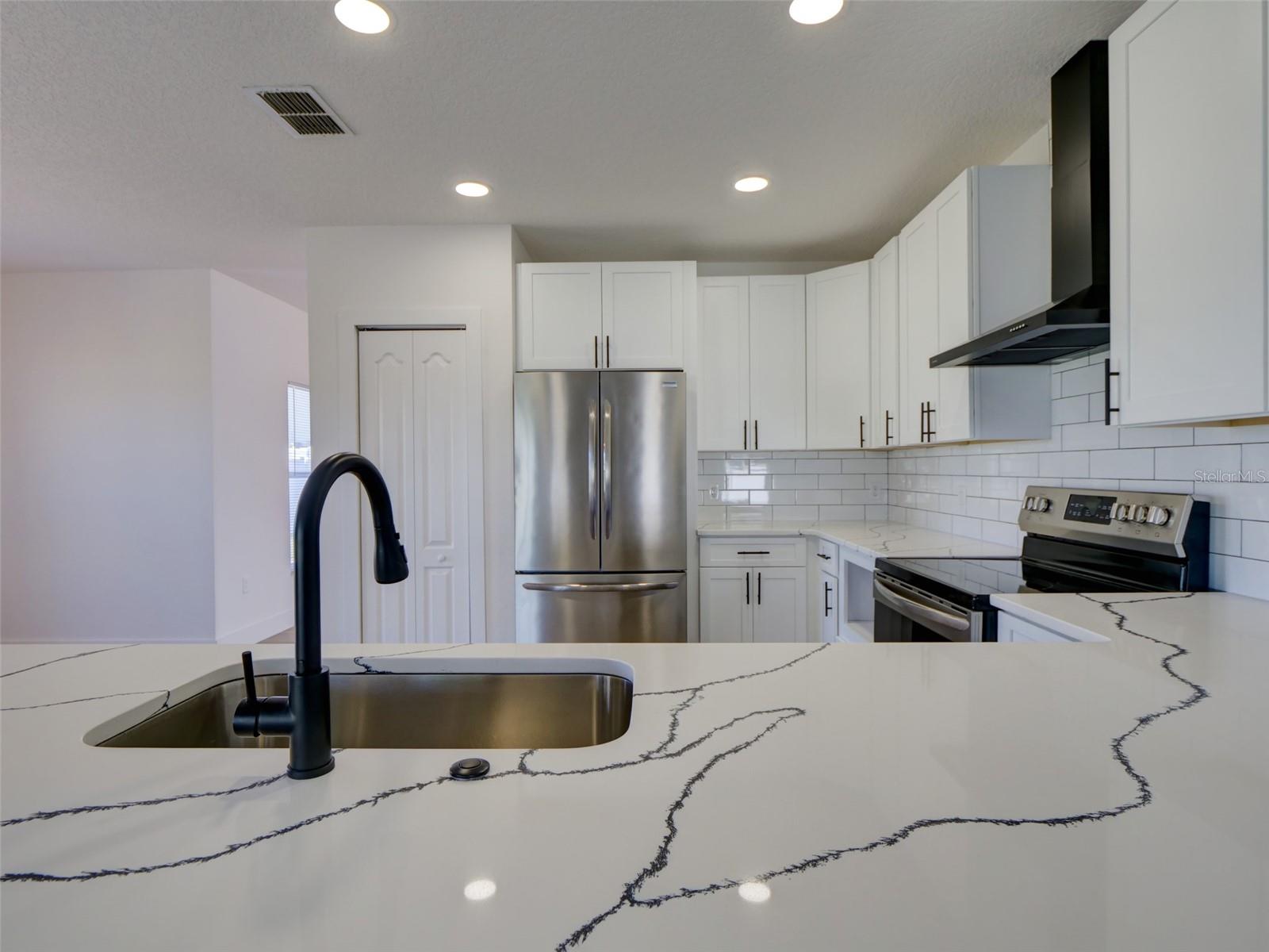 307 BIG BLACK LN, POINCIANA, FL, 34759