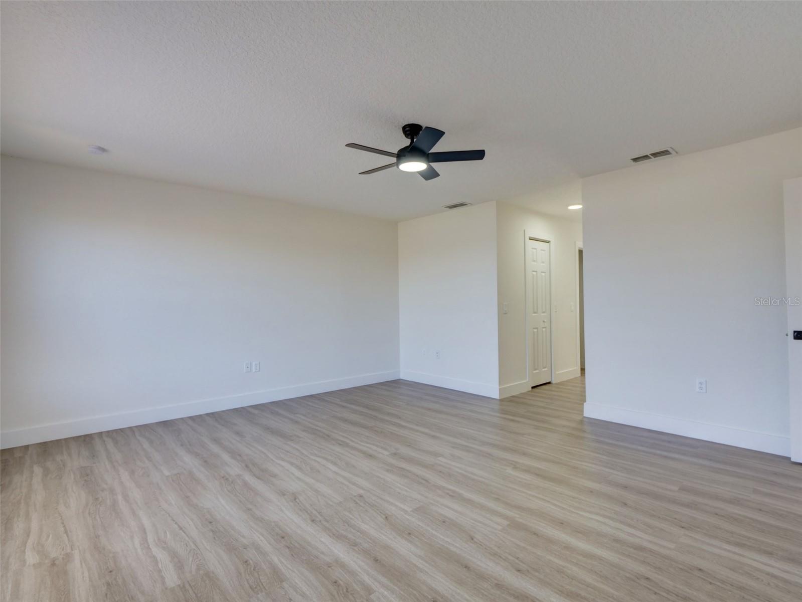 307 BIG BLACK LN, POINCIANA, FL, 34759