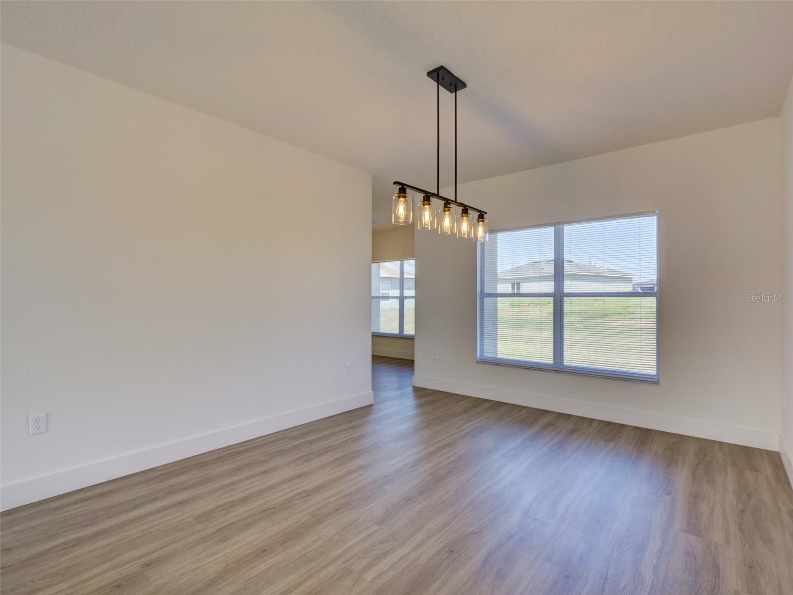 307 BIG BLACK LN, POINCIANA, FL, 34759