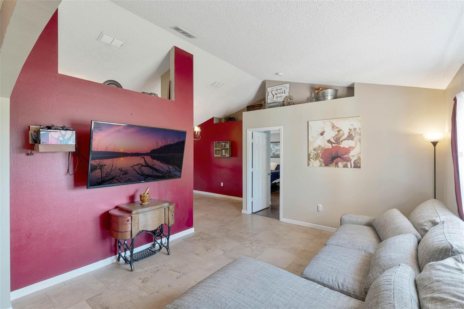 2940 N HURON DR, DELTONA, FL, 32738