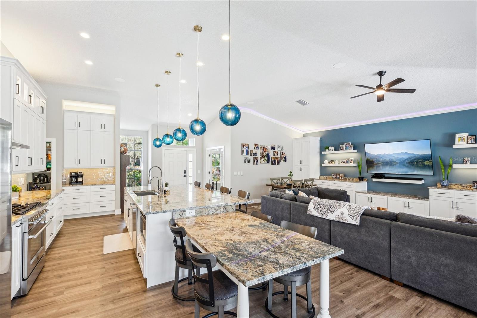 7308 CARRINGTON OAKS LN, APOLLO BEACH, FL, 33572