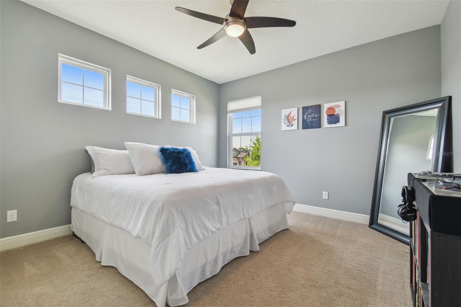 32791 NATURAL BRIDGE RD, WESLEY CHAPEL, FL, 33543