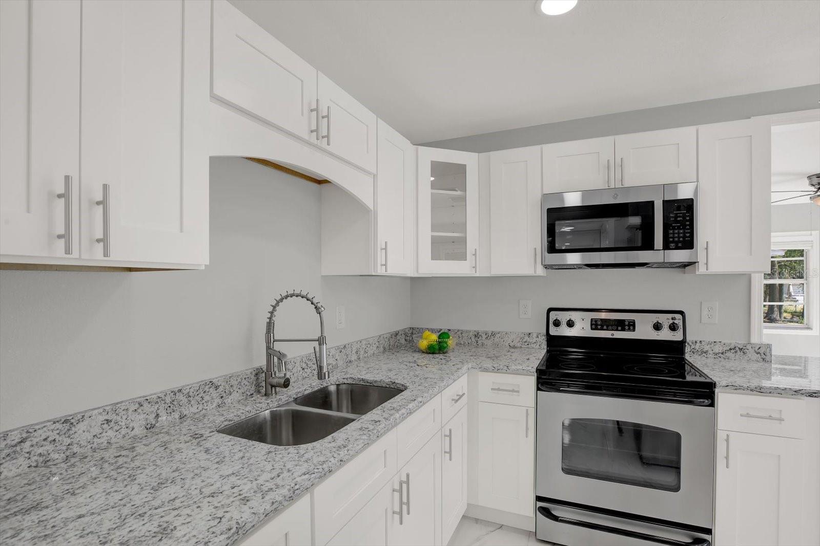 10218 LOLA ST, TAMPA, FL, 33612