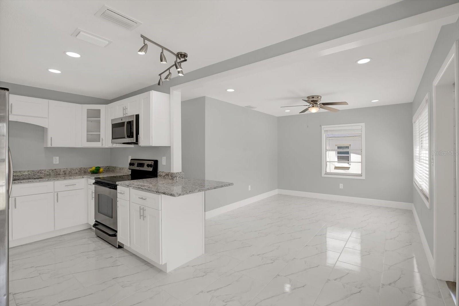 10218 LOLA ST, TAMPA, FL, 33612