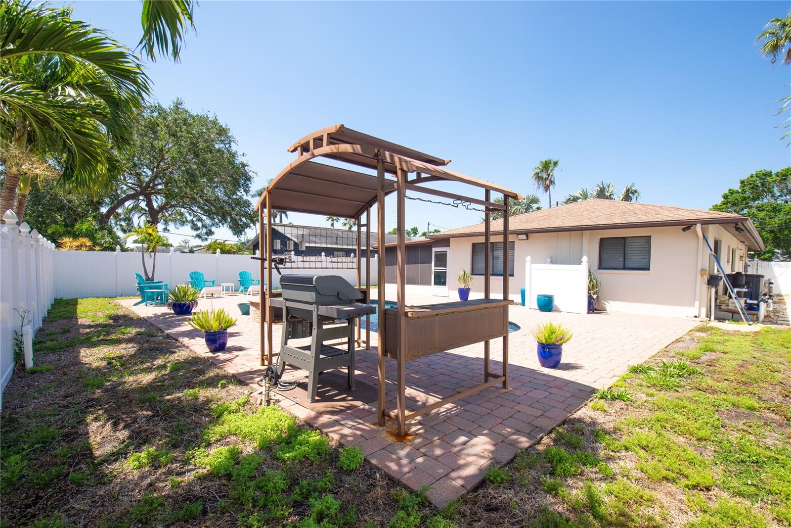 5921 DENVER ST NE, ST PETERSBURG, FL, 33703