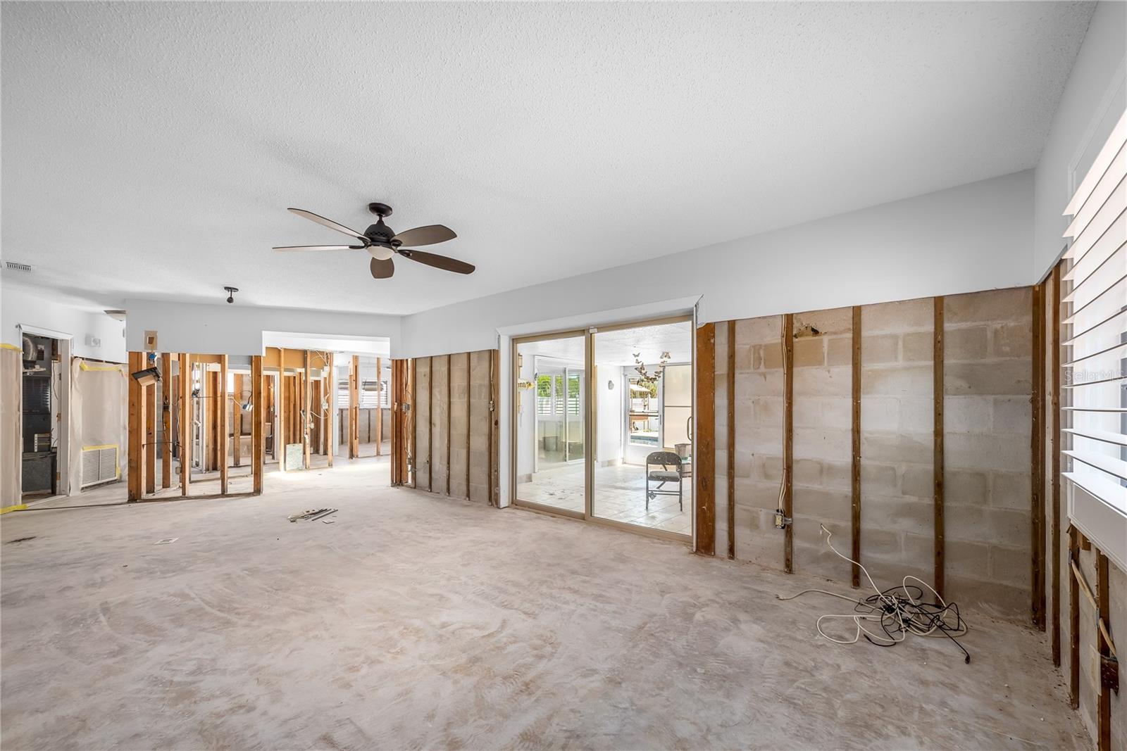 5921 DENVER ST NE, ST PETERSBURG, FL, 33703