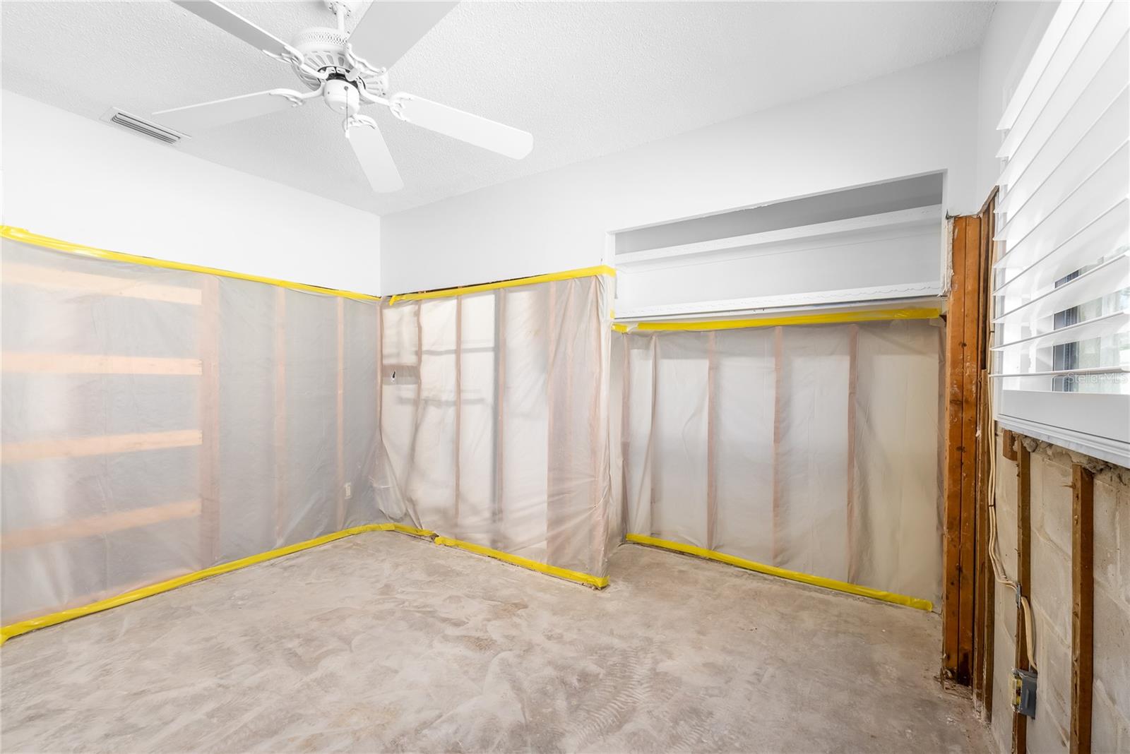 5921 DENVER ST NE, ST PETERSBURG, FL, 33703