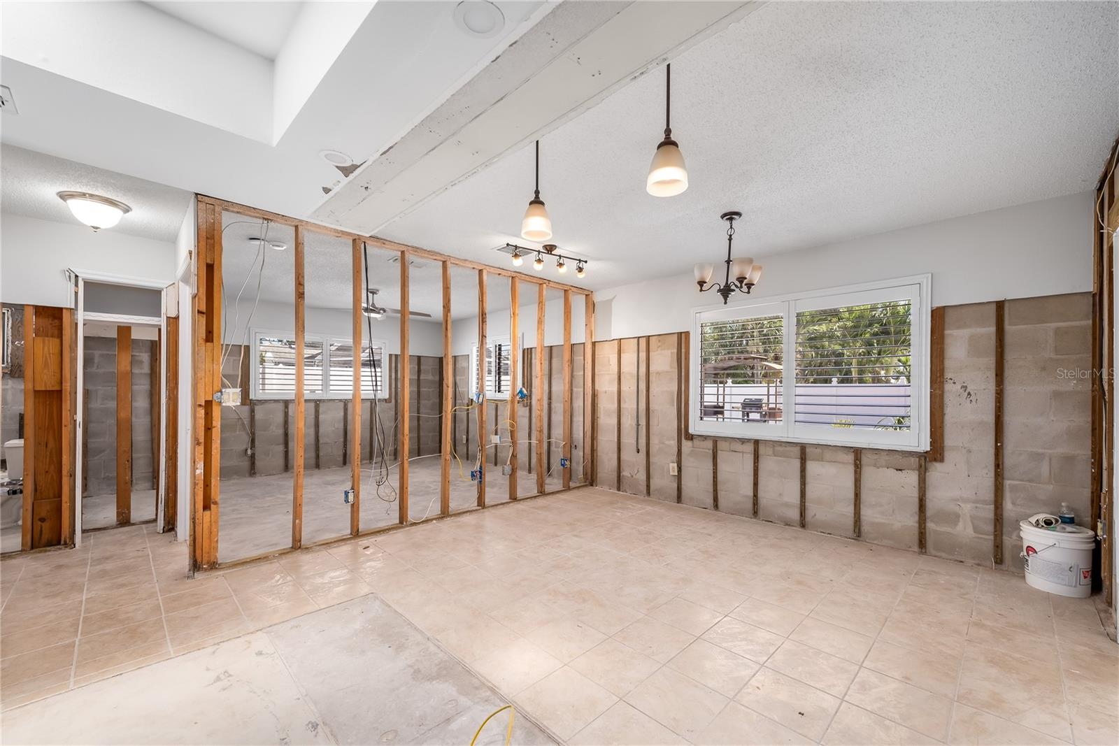 5921 DENVER ST NE, ST PETERSBURG, FL, 33703