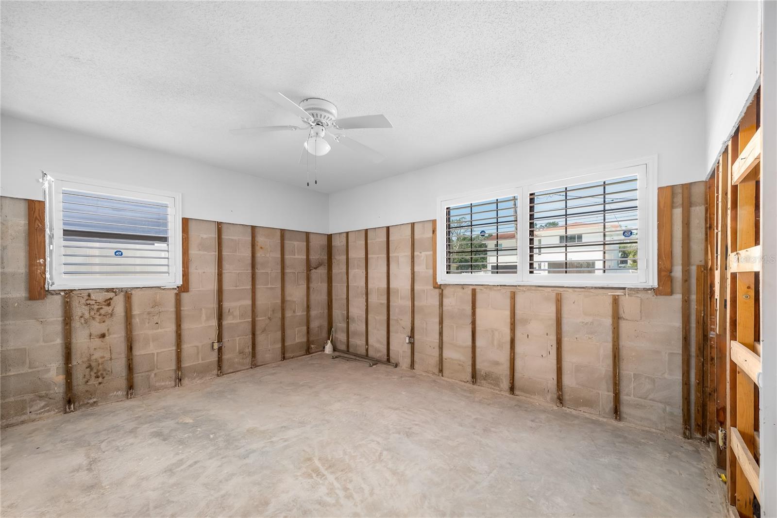 5921 DENVER ST NE, ST PETERSBURG, FL, 33703