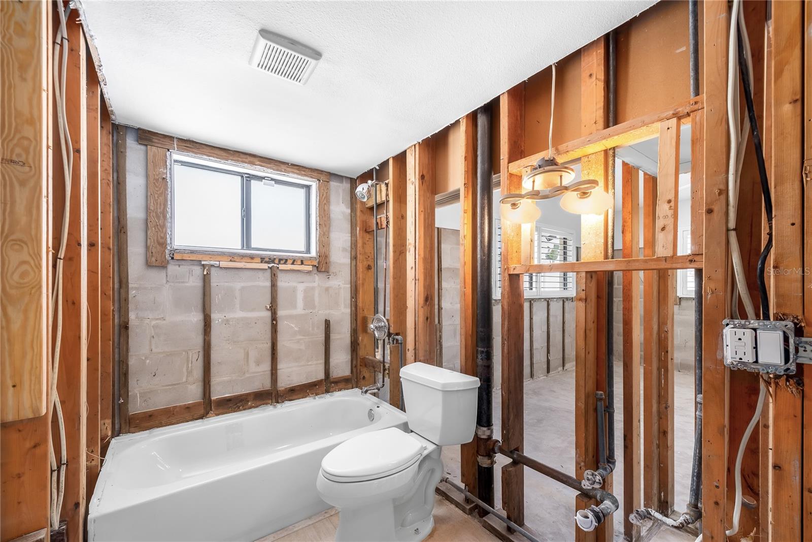 5921 DENVER ST NE, ST PETERSBURG, FL, 33703