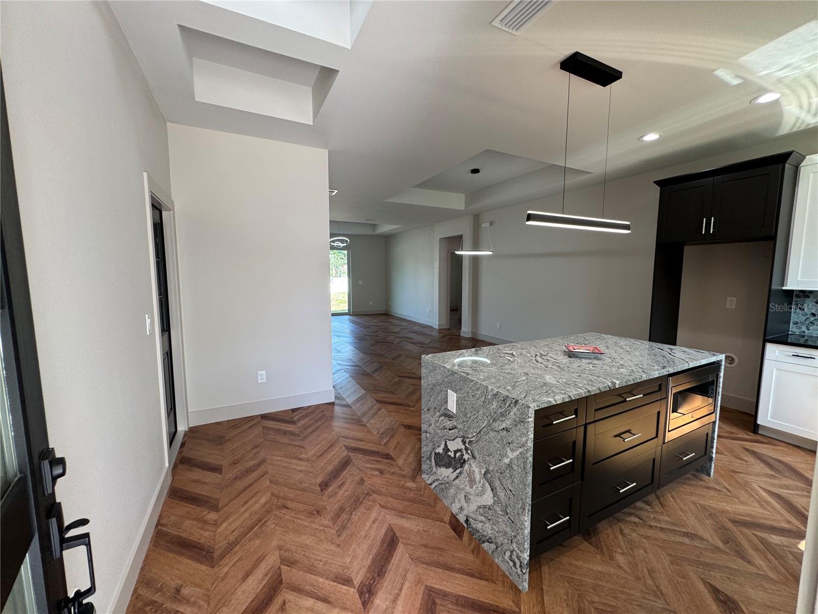 7208 N GLEN AVE, TAMPA, FL, 33614