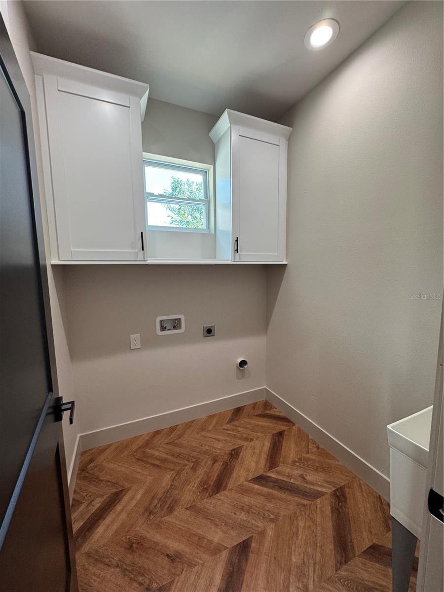 7208 N GLEN AVE, TAMPA, FL, 33614