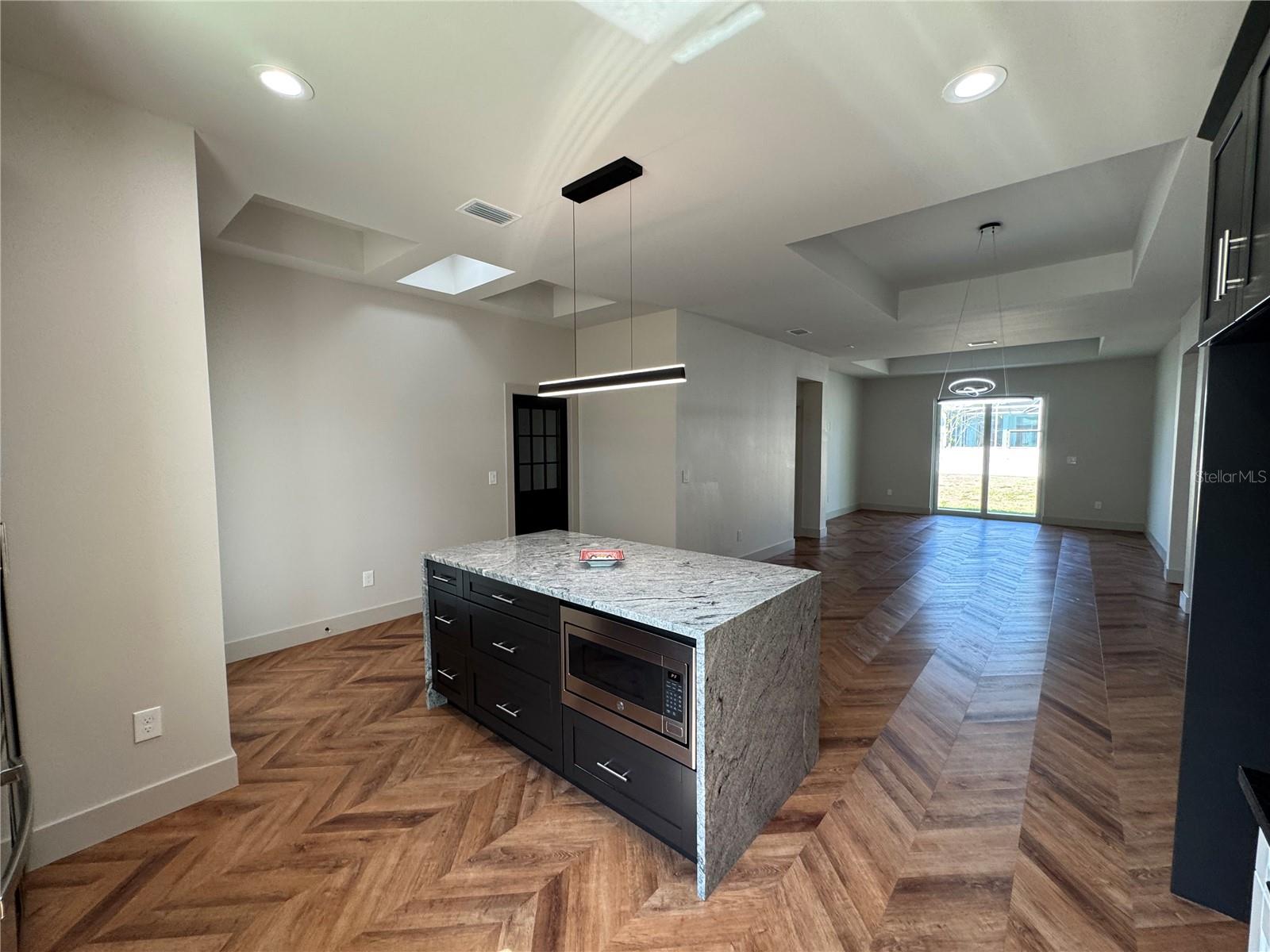 7208 N GLEN AVE, TAMPA, FL, 33614