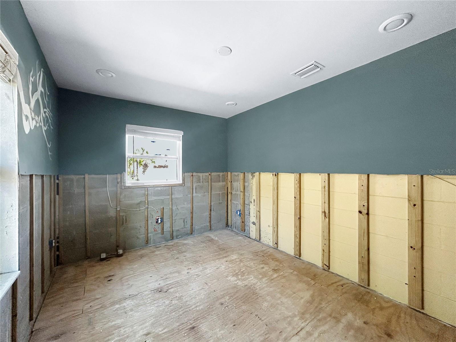 1214 BAY SHORE BLVD, INDIAN ROCKS BEACH, FL, 33785