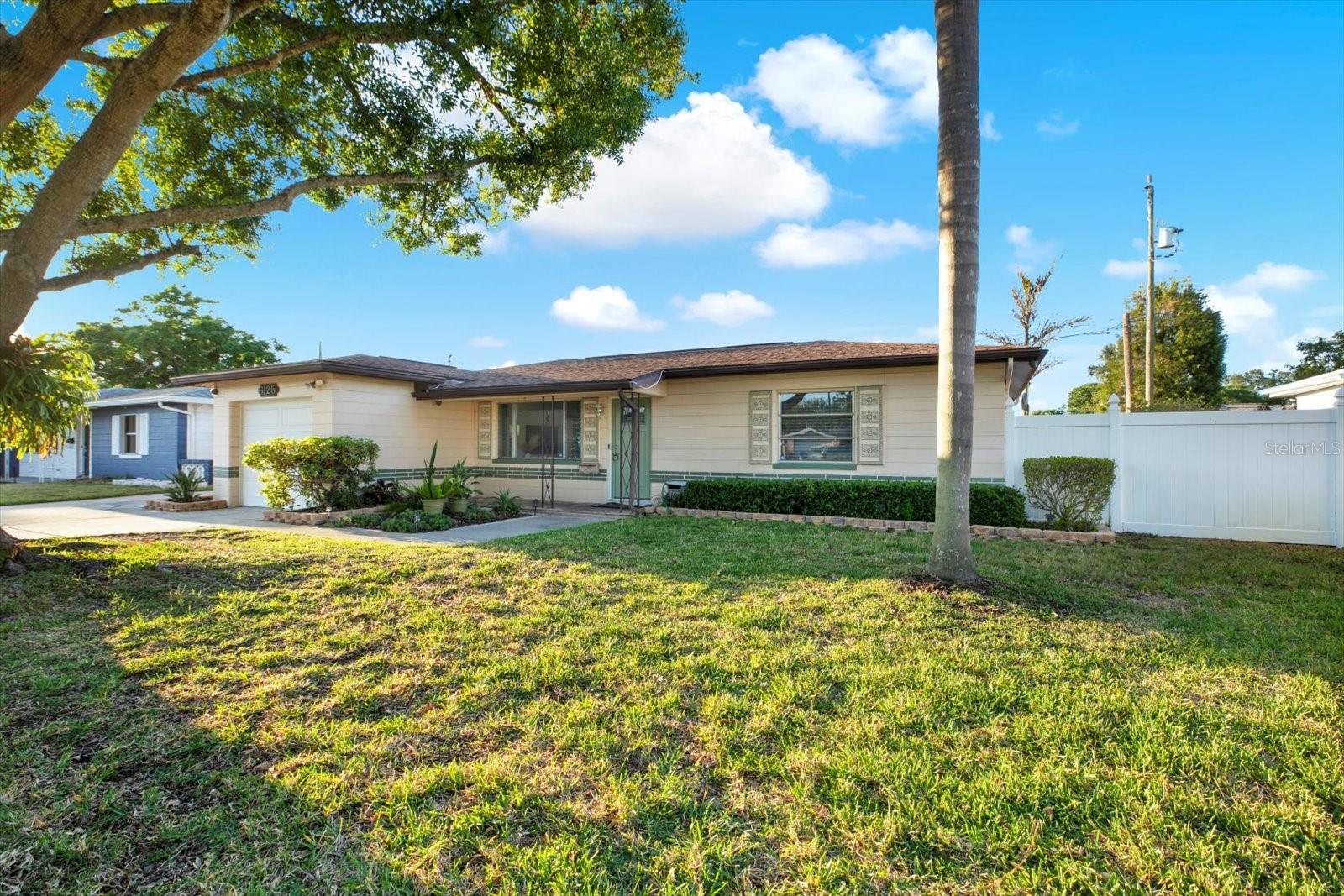 6125 37TH AVE N, ST PETERSBURG, FL, 33710