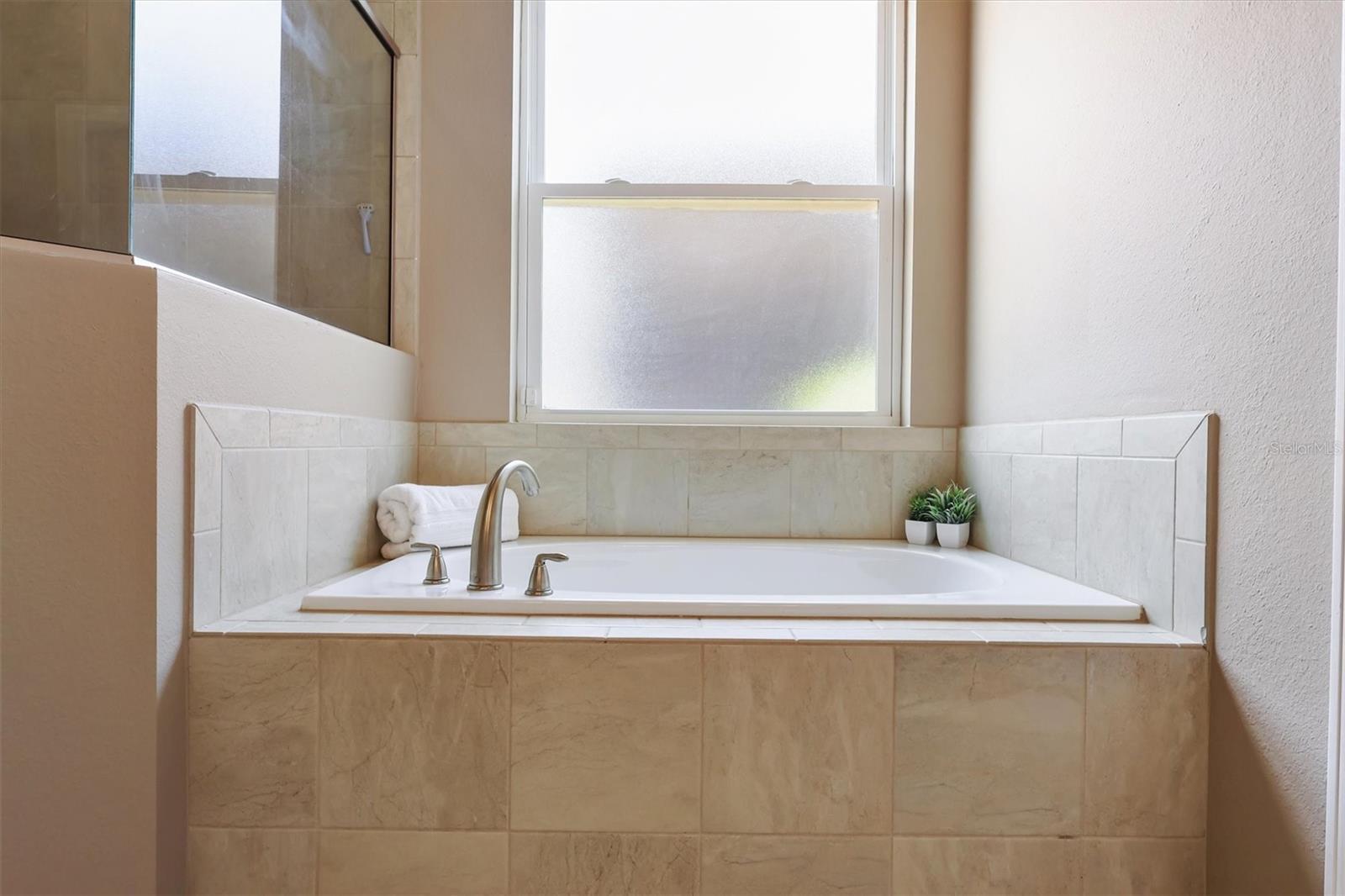 11869 SW 28TH AVE, GAINESVILLE, FL, 32608