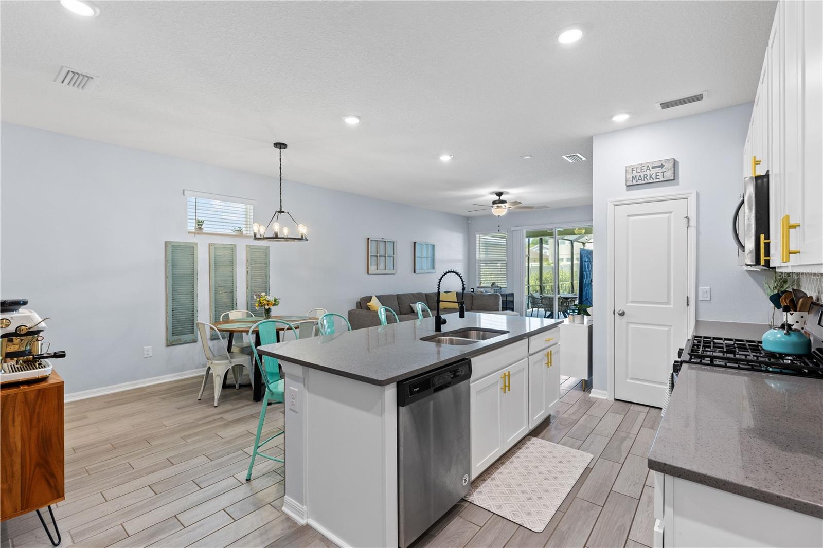 5861 BUNGALOW GROVE CT, PALMETTO, FL, 34221