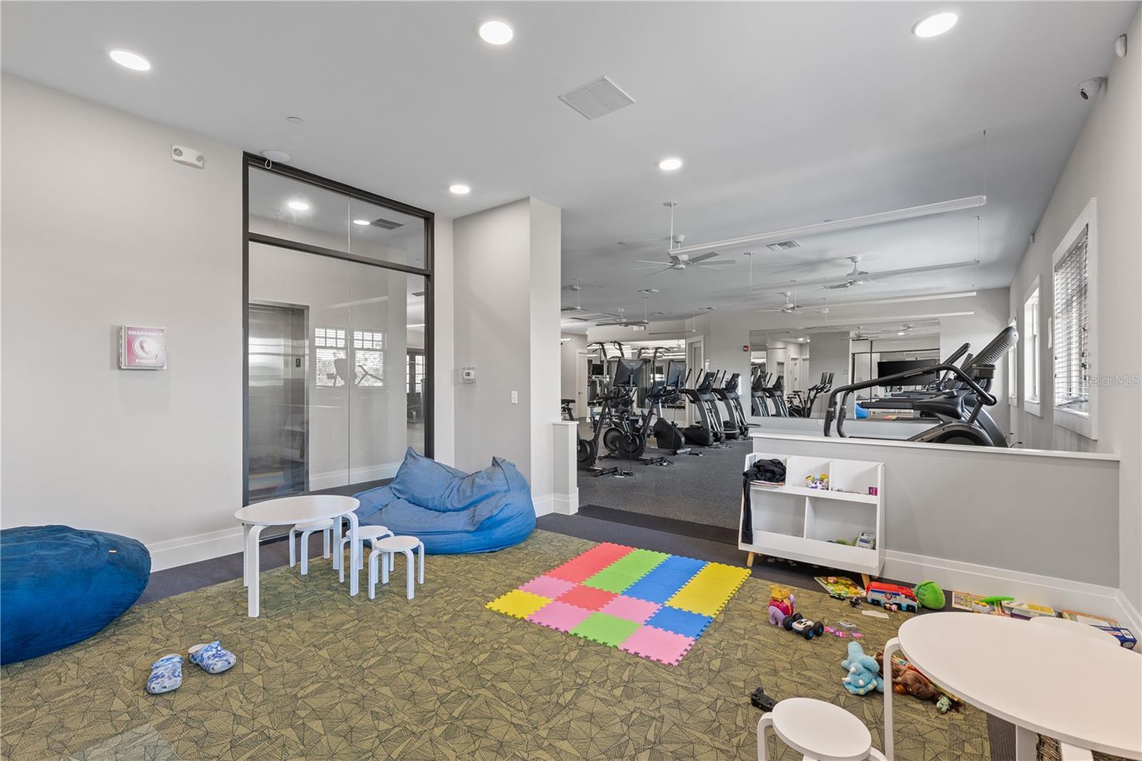 5861 BUNGALOW GROVE CT, PALMETTO, FL, 34221