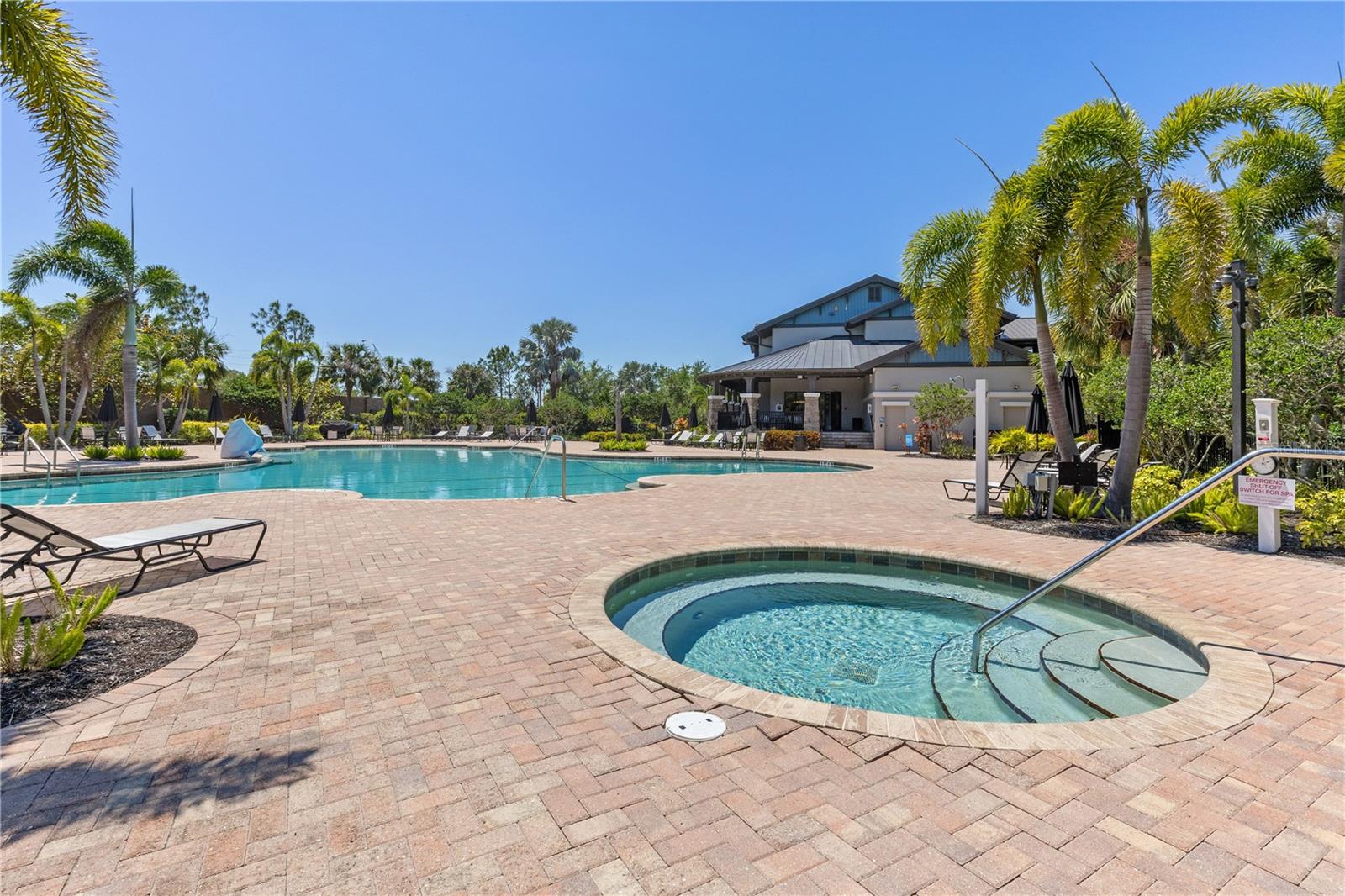 5861 BUNGALOW GROVE CT, PALMETTO, FL, 34221