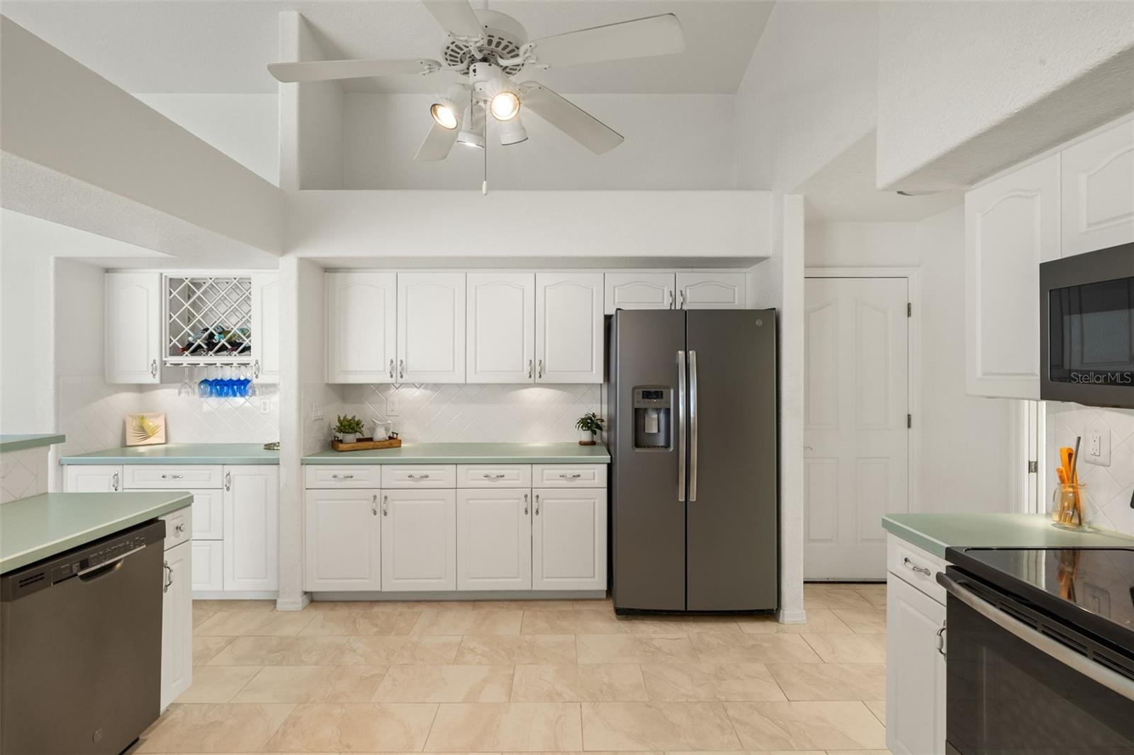 9277 ST PAUL DR, PORT CHARLOTTE, FL, 33981