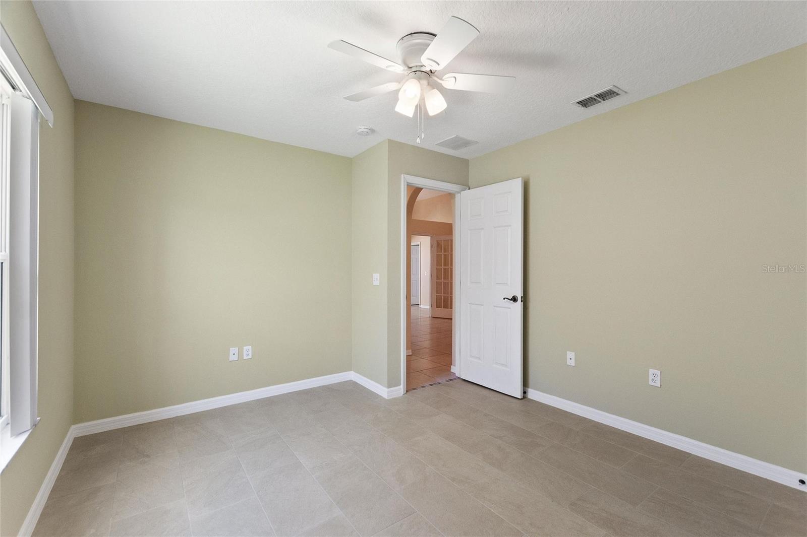 1111 KNIGHTSBRIDGE CIR, DAVENPORT, FL, 33896