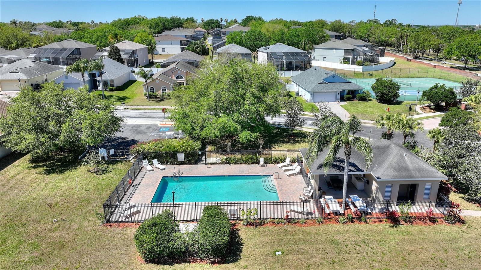 1111 KNIGHTSBRIDGE CIR, DAVENPORT, FL, 33896