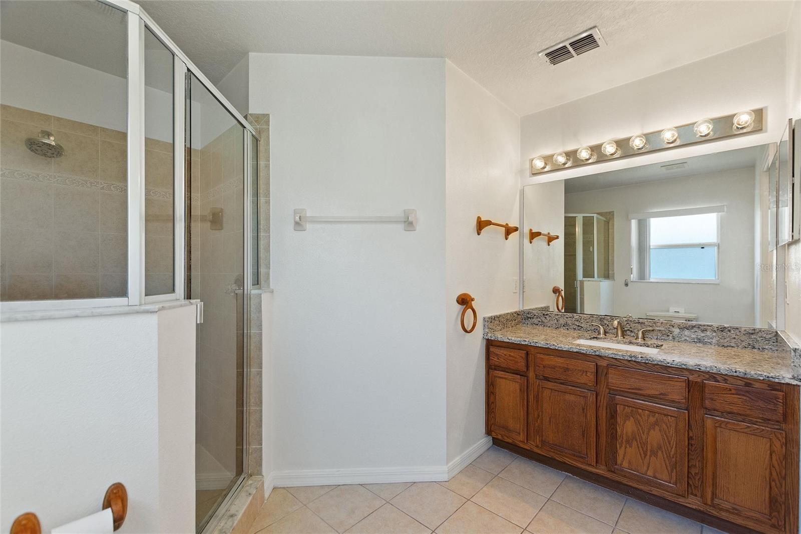 1111 KNIGHTSBRIDGE CIR, DAVENPORT, FL, 33896