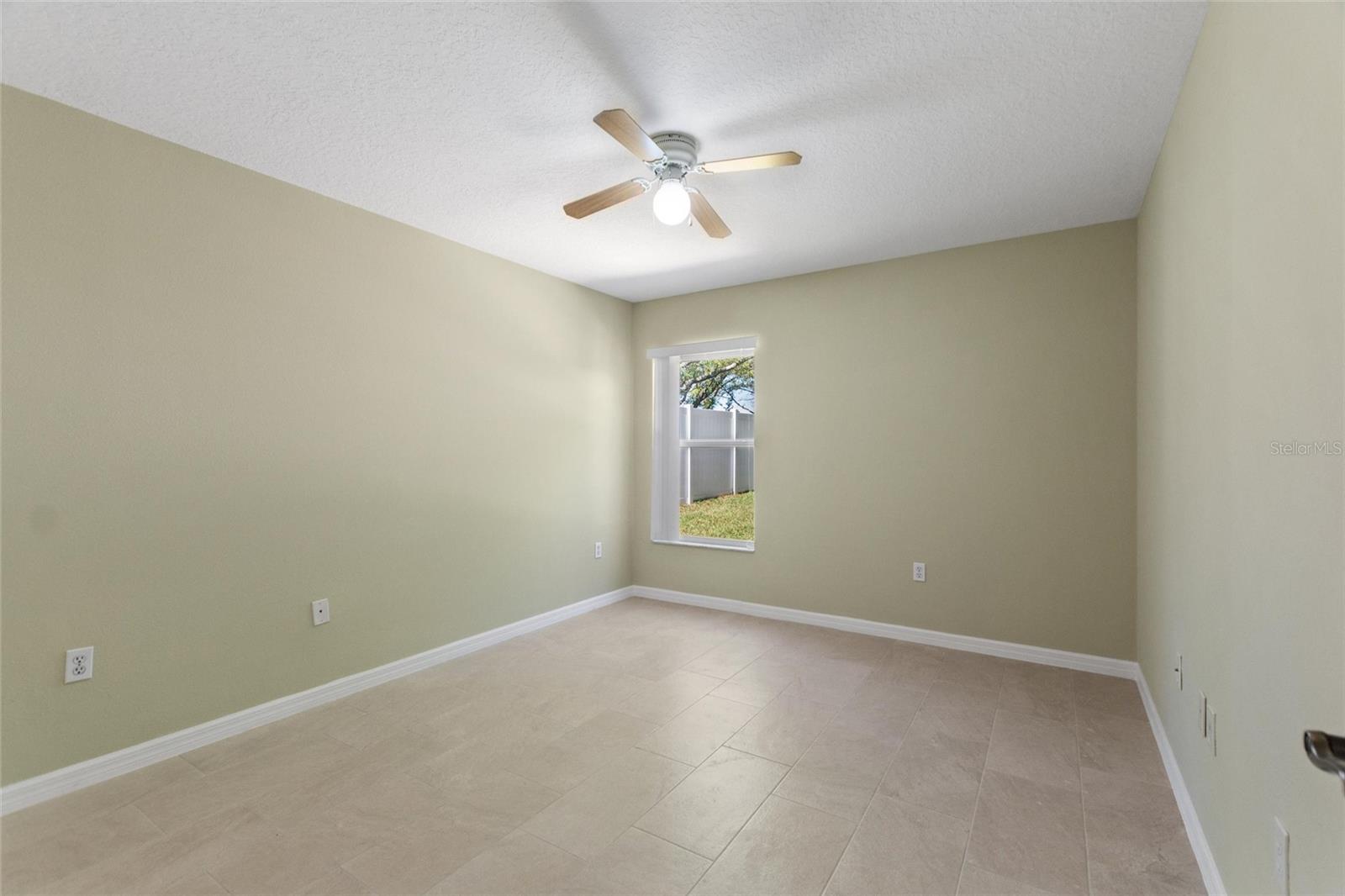 1111 KNIGHTSBRIDGE CIR, DAVENPORT, FL, 33896