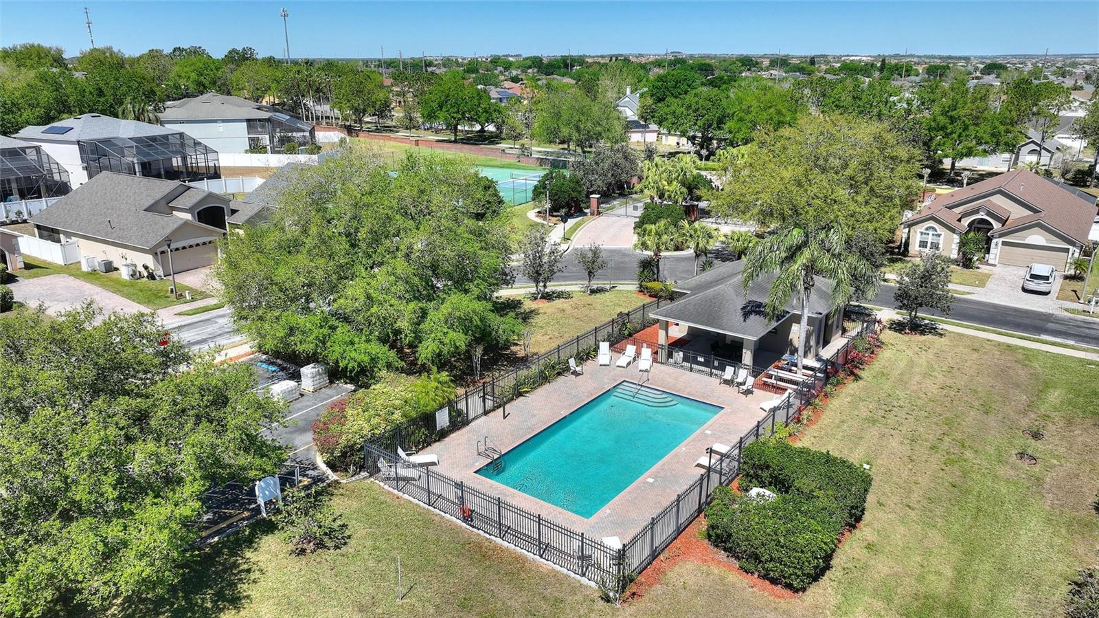 1111 KNIGHTSBRIDGE CIR, DAVENPORT, FL, 33896