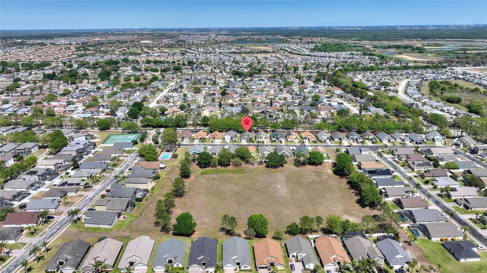 1111 KNIGHTSBRIDGE CIR, DAVENPORT, FL, 33896