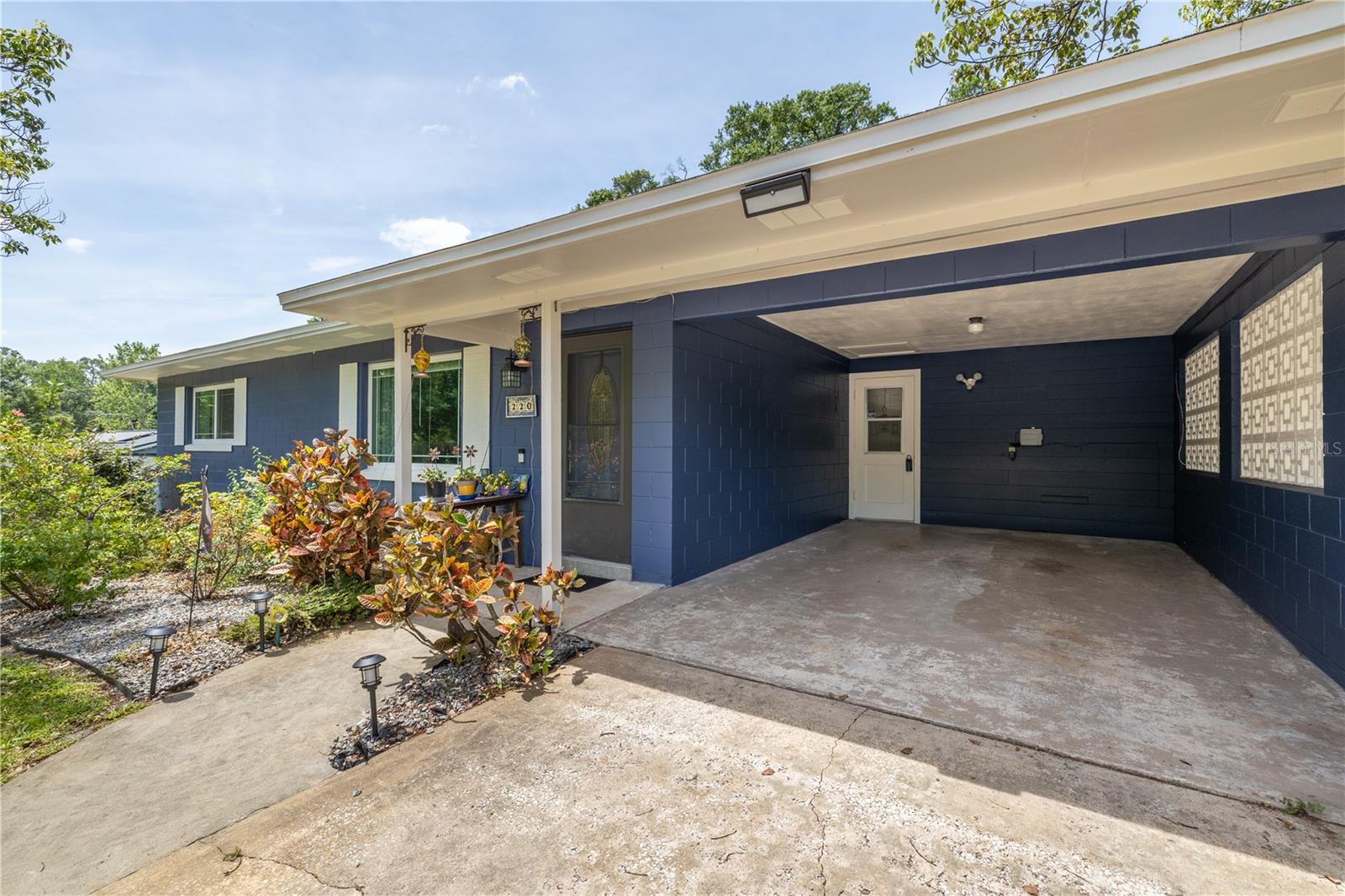 220 BUENA VISTA ST, DEBARY, FL, 32713