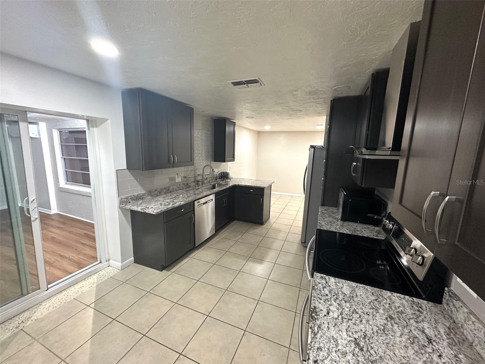 10 PENNSYLVANIA ST, BEVERLY HILLS, FL, 34465