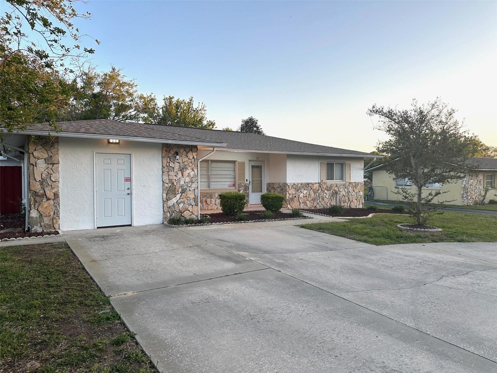 10 PENNSYLVANIA ST, BEVERLY HILLS, FL, 34465