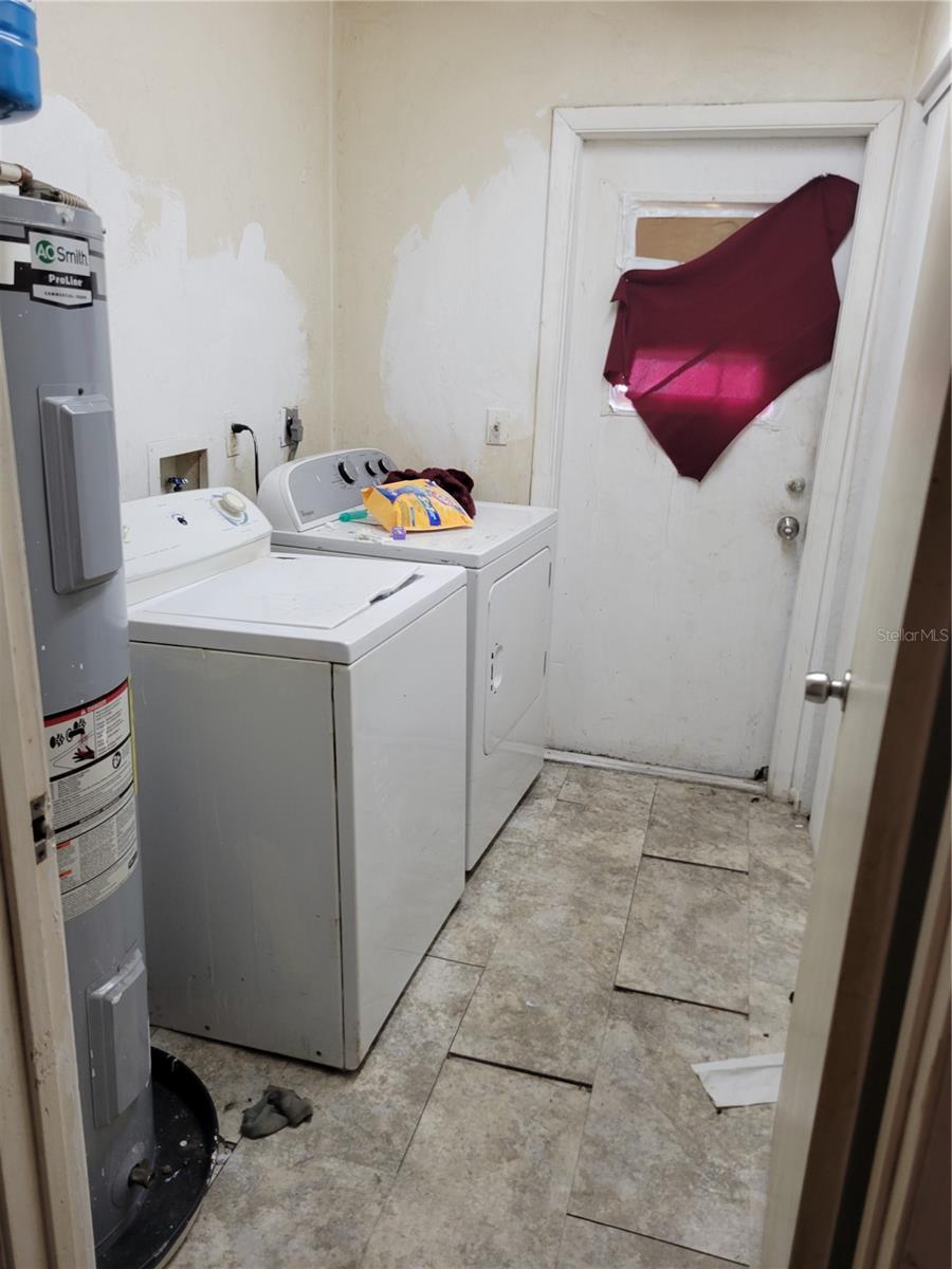 1228 S PARSONS AVE, DELAND, FL, 32720