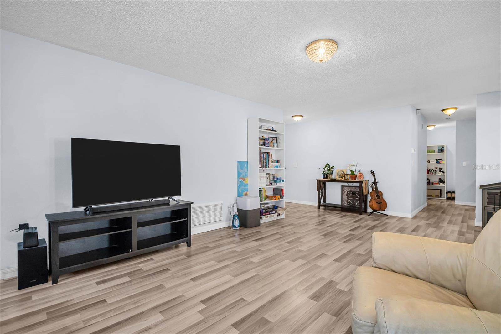 2366 COVINGTON DR, CLEARWATER, FL, 33763