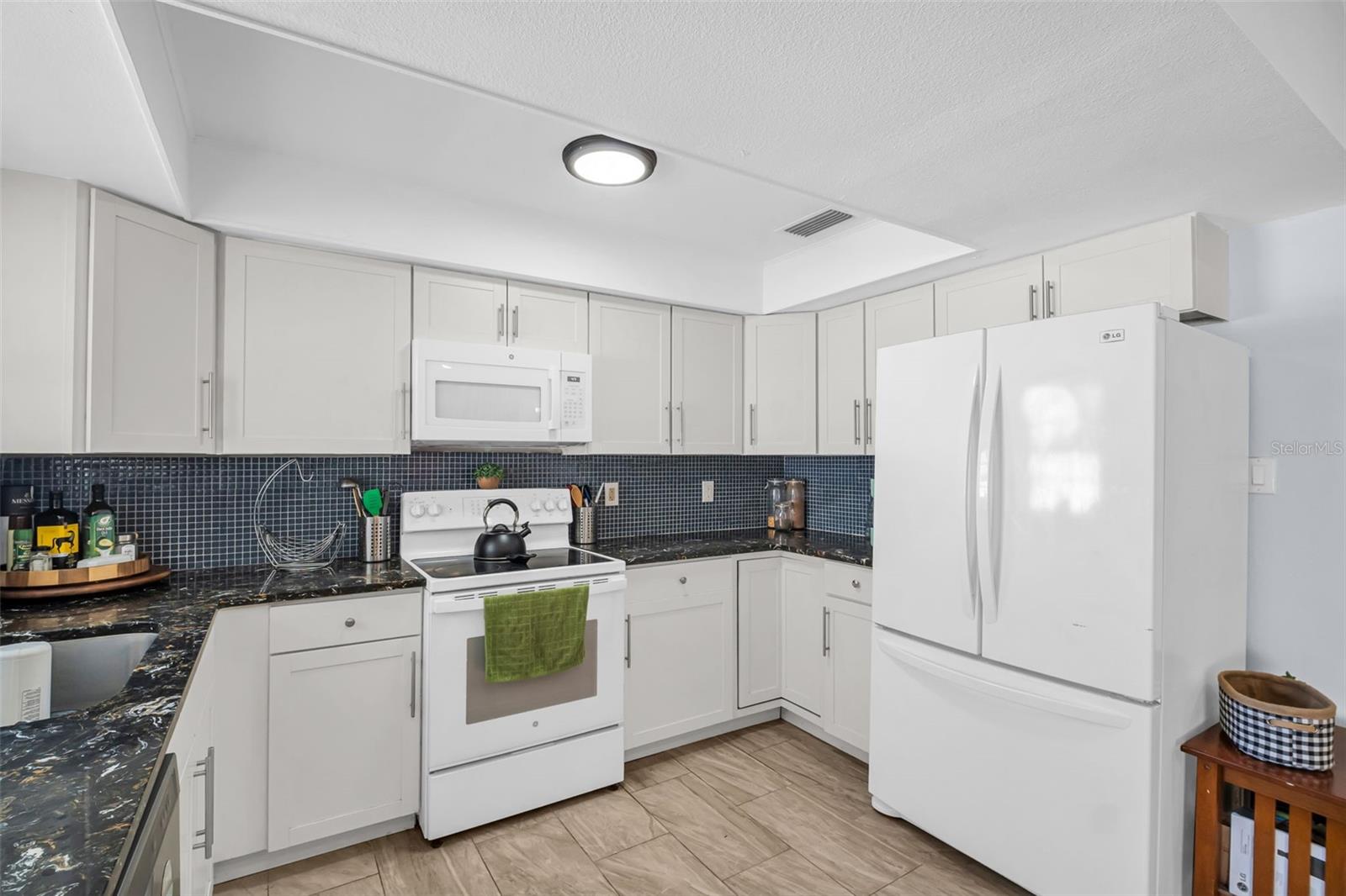 2366 COVINGTON DR, CLEARWATER, FL, 33763