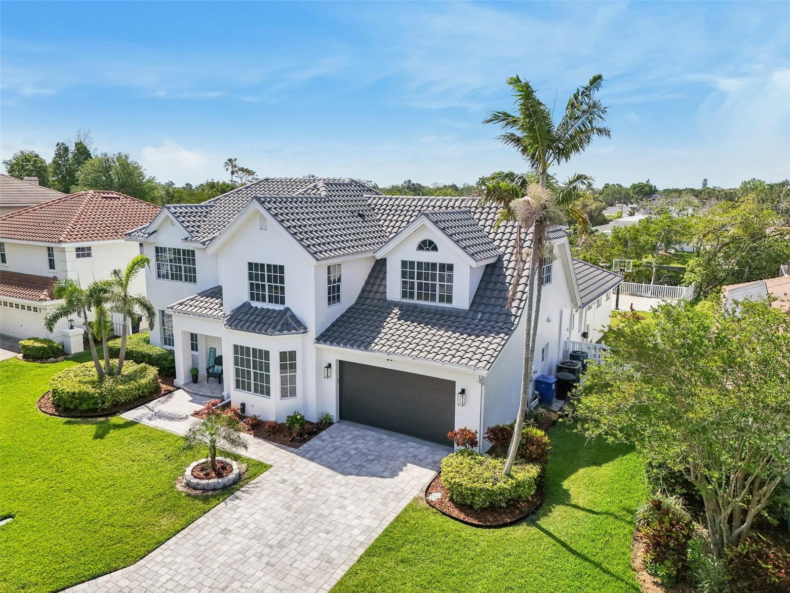 750 SAND PINE DR NE, ST PETERSBURG, FL, 33703