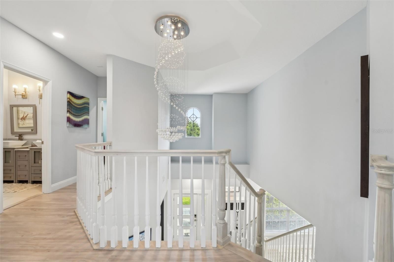 750 SAND PINE DR NE, ST PETERSBURG, FL, 33703