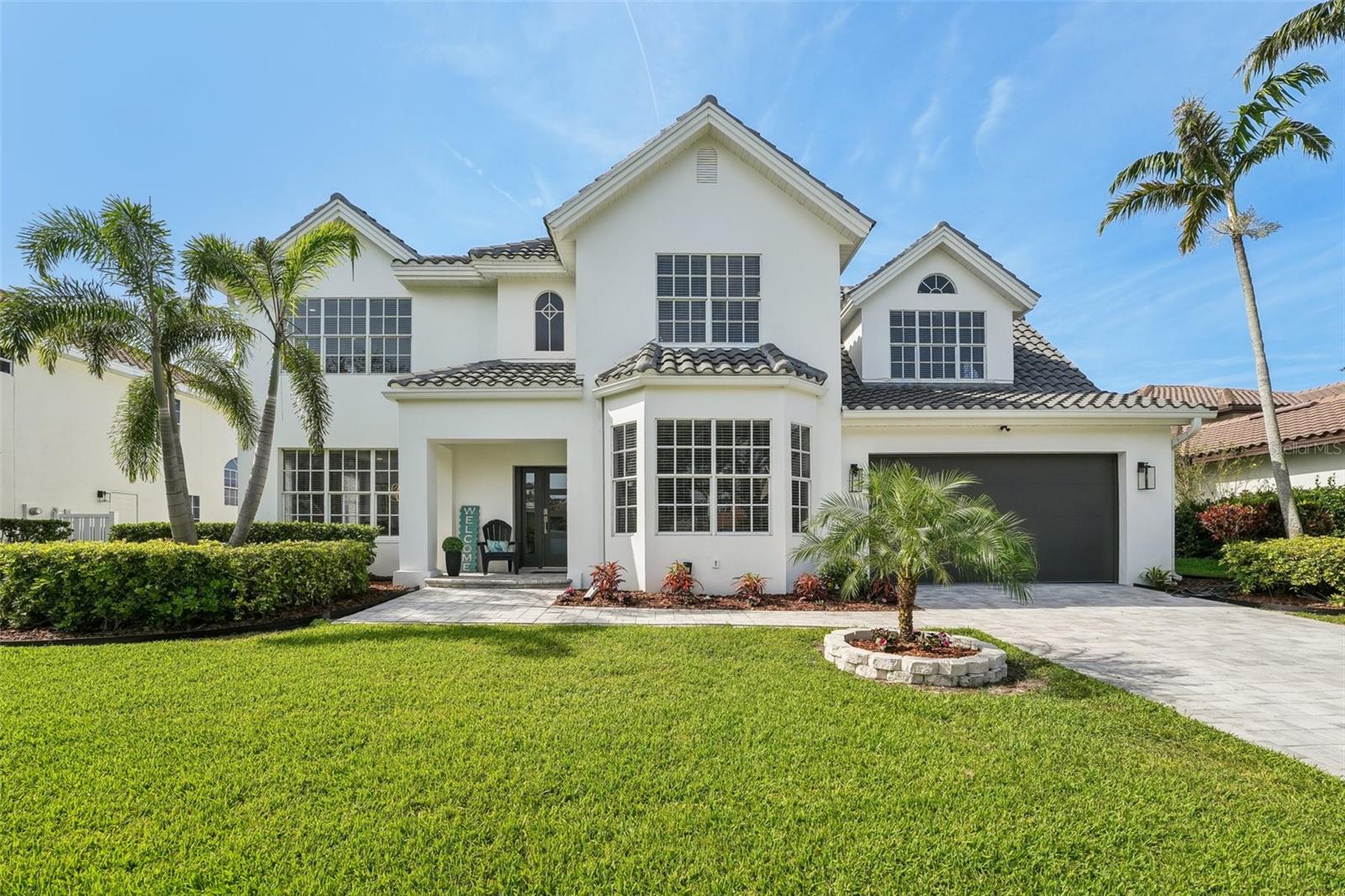 750 SAND PINE DR NE, ST PETERSBURG, FL, 33703