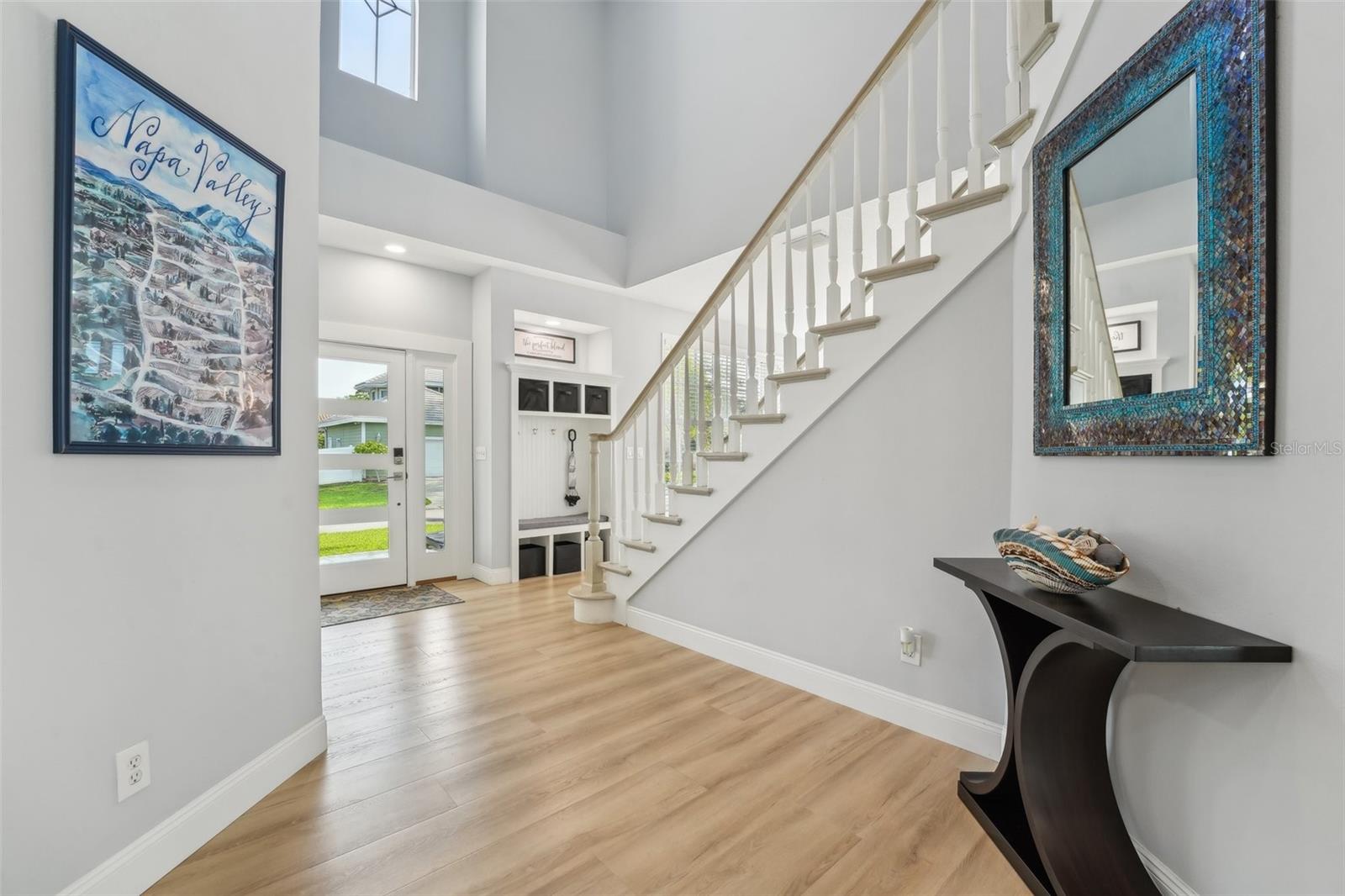 750 SAND PINE DR NE, ST PETERSBURG, FL, 33703