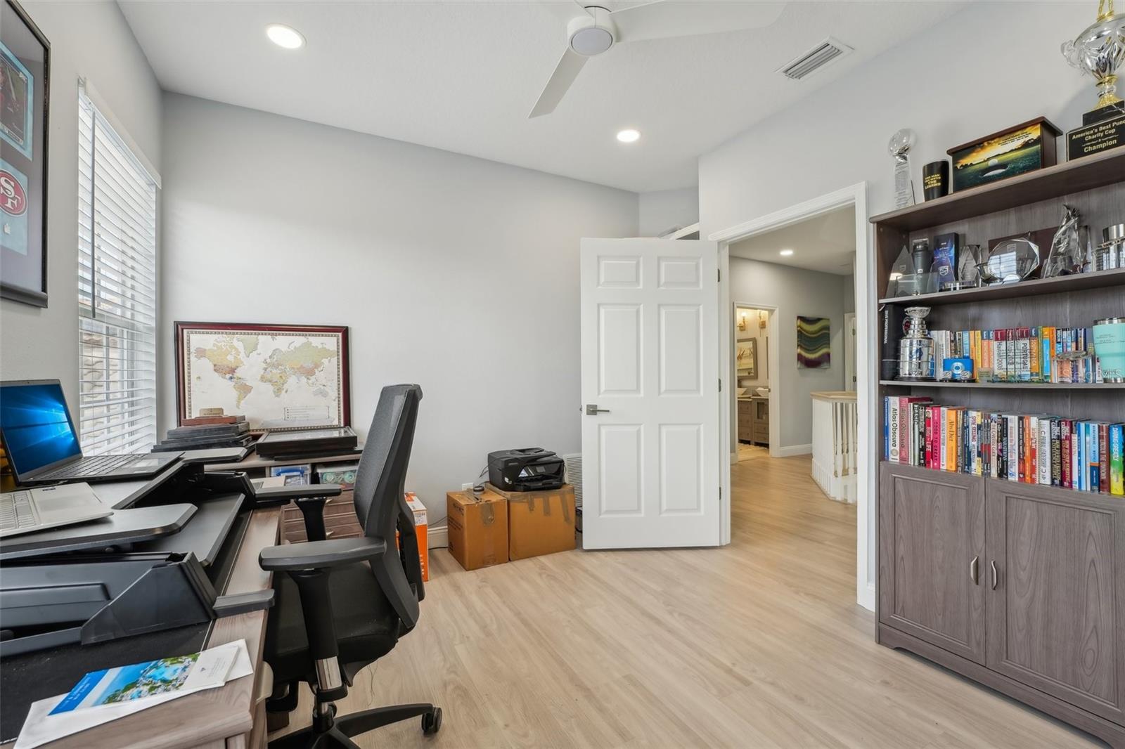 750 SAND PINE DR NE, ST PETERSBURG, FL, 33703