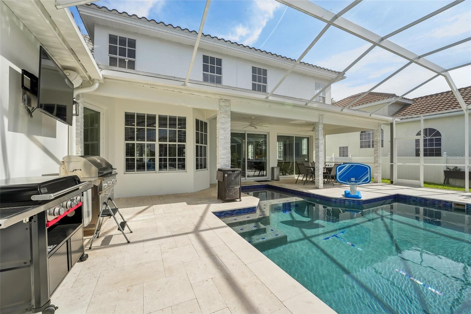 750 SAND PINE DR NE, ST PETERSBURG, FL, 33703