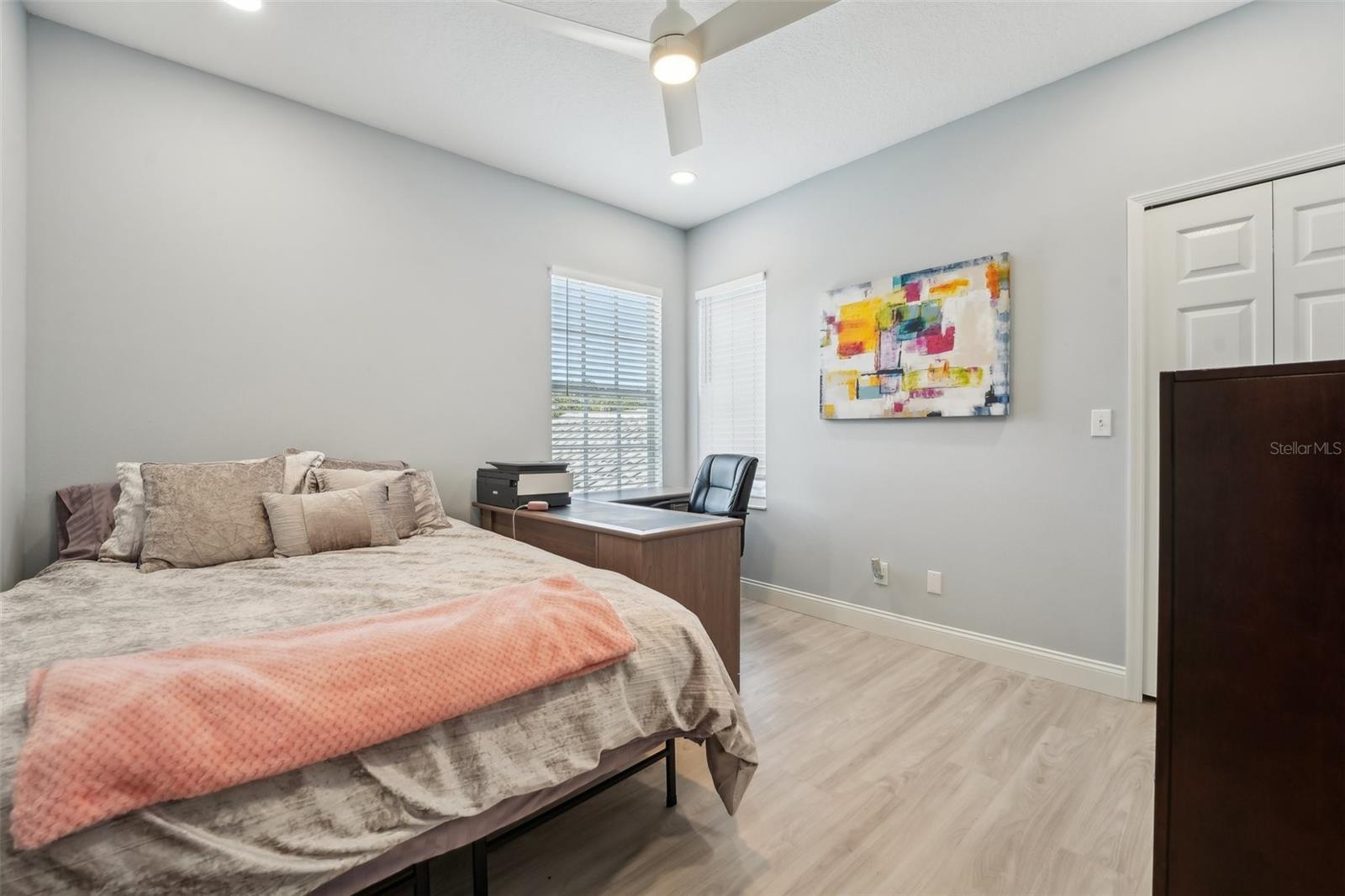 750 SAND PINE DR NE, ST PETERSBURG, FL, 33703